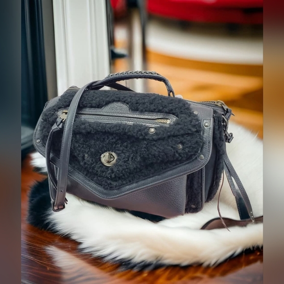 OBSESSED?... ME TOO! - Picture 6 of 13